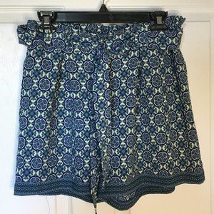 Max Studio Printed Flowy Belted Shorts